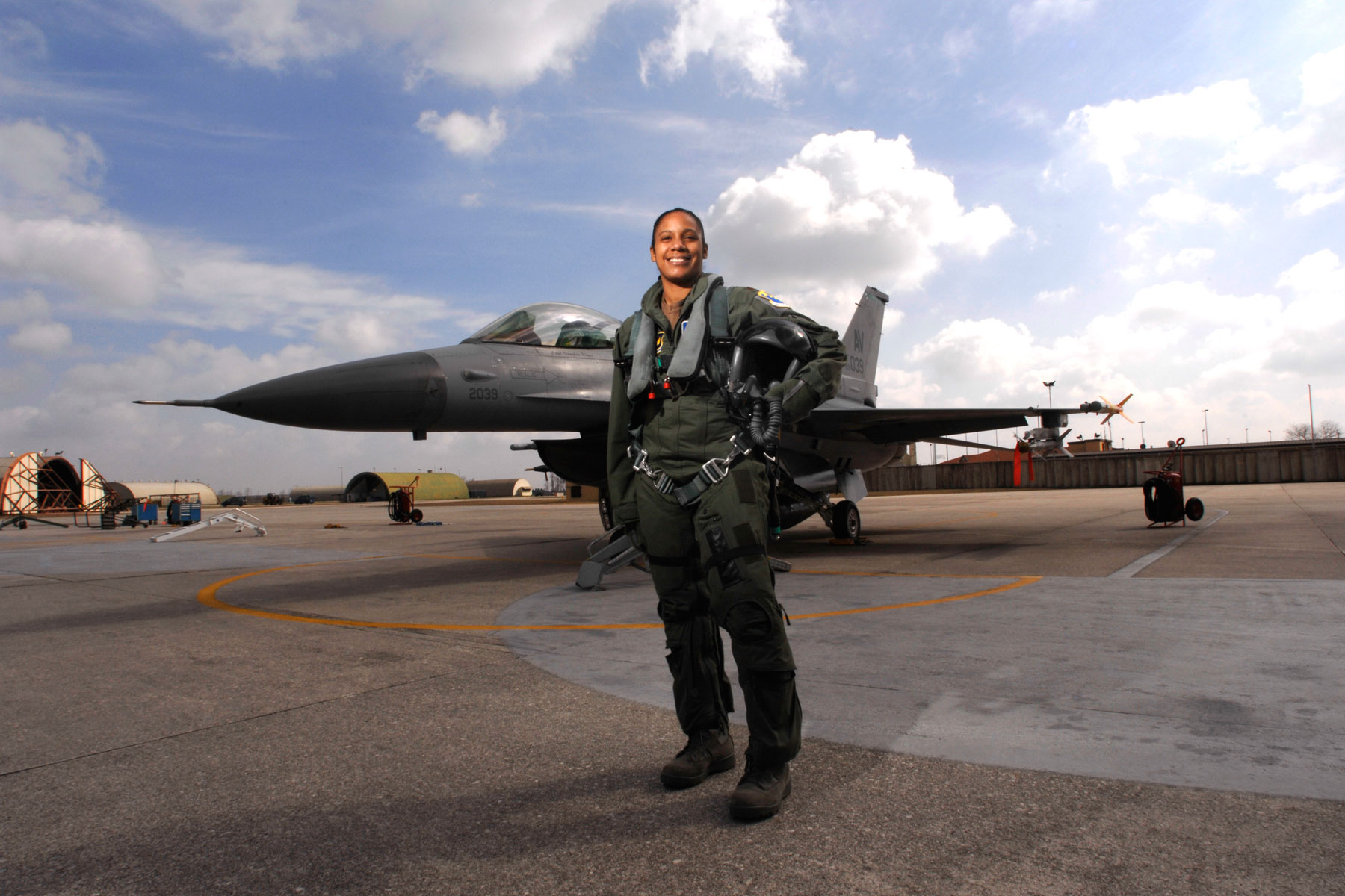 Maj. Shawna Kimbrell served as the Air Force’s first black female fighter pilot (DoD/Benjamin Rojek)