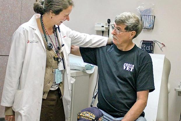 An Air force veteran makes a visit to his doctor. (Image: va.gov)