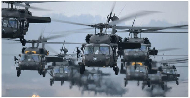 Black Hawks fly in Korean and U.S. Marines