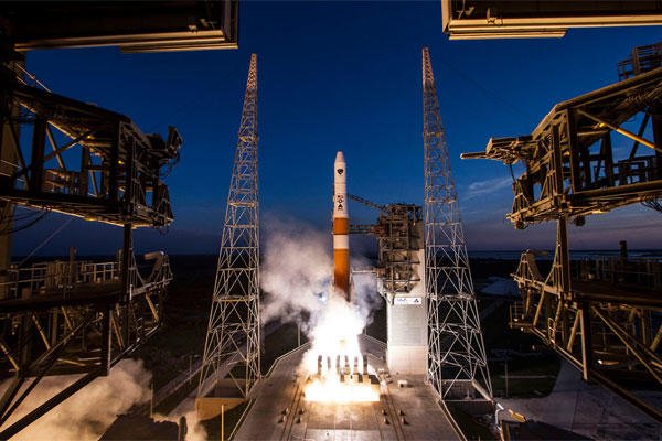 A Delta IV rocket lifts the Global Positioning System IIF-6 satellite into space May 16, 2014, from Cape Canaveral Air Force Station, Fla. GPS IIF-6 is the sixth in a series of 12 next generation GPS satellites.