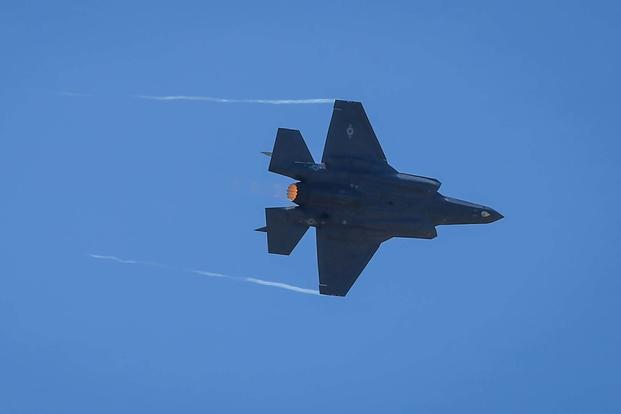 An F-35A Lightning II from Hill Air Force Base, Utah, performs a flight demonstration for an audience at the Paris Air Show June 19, 2017 at Le Bourget, France. (U.S. Air Force/Tech. Sgt. Ryan Crane)
