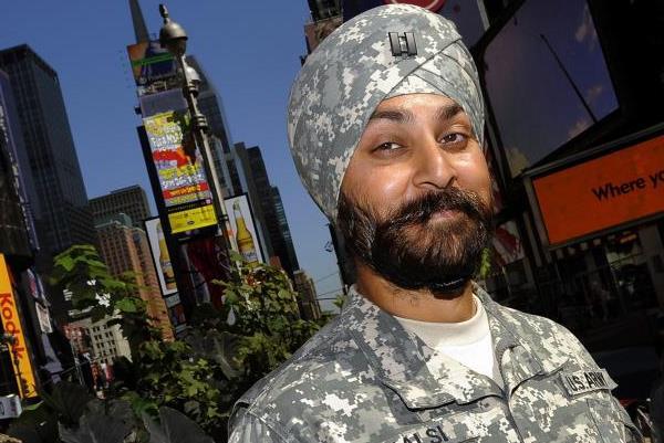 Captain Kamal Kalsi, the first Sikh in the US Army, wears his camouflage turban in Times Square on Sept. 14, 2015. (US   Army)