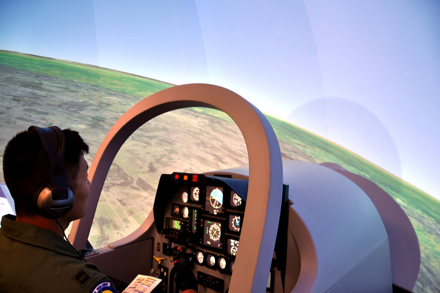 Student Pilots Given Unlimited Simulator Time In New Air Force