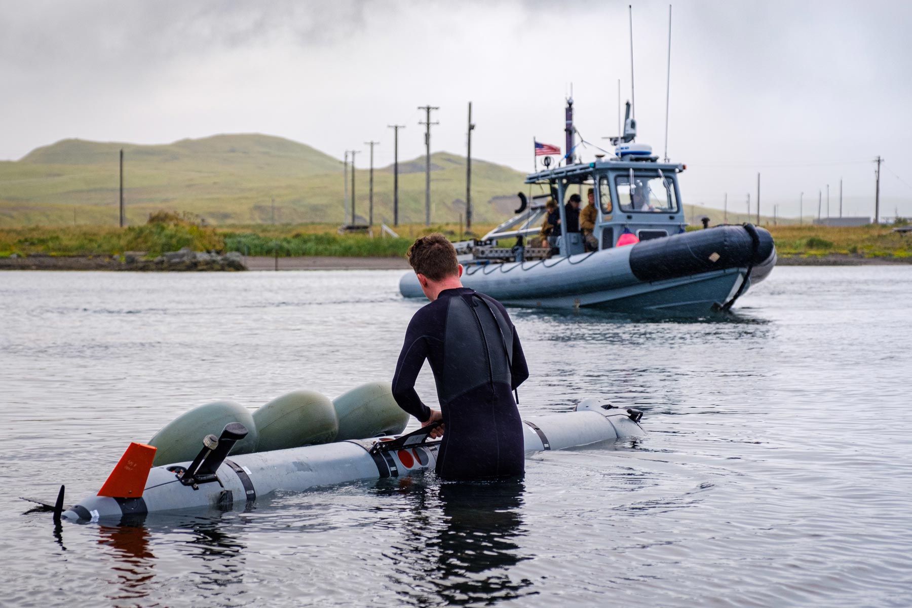 Navy EOD Techs Use Underwater BombSweeping Drones in New Arctic