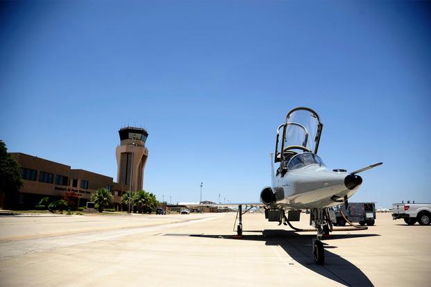 A T-38 Talon sits on the flight line of Laughlin Air Force Base, Texas, June 10, 2014. (U.S. Air Force/Staff Sgt. Steven R. Doty)