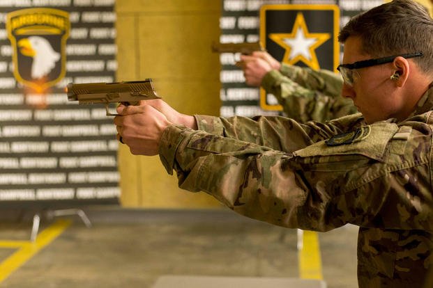 The M17 replaces the M9 pistol, the standard Army sidearm since 1986. (Photo: U.S. Army/Sgt. Samantha Stoffregen)
