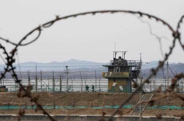 South Korea Military Apologizes for Defector's Border ...