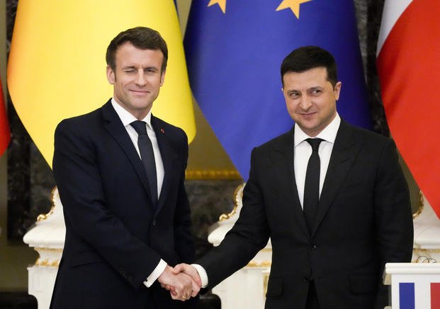 French President Emmanuel Macron and Ukrainian President Zelenskyy