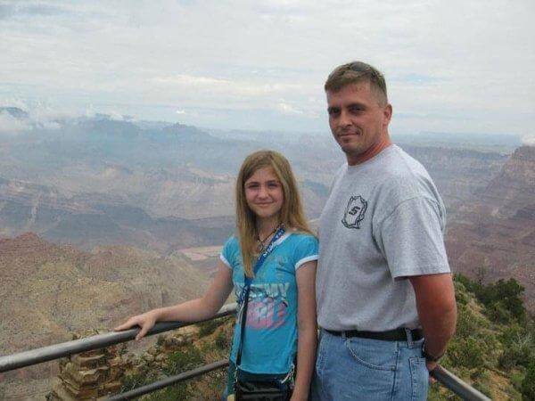 Father and daughter at Grand Canyon