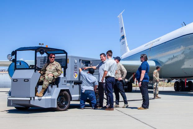 The Air Force Research Laboratory and GM Defense are working together to build an all-electric ground power unit. 