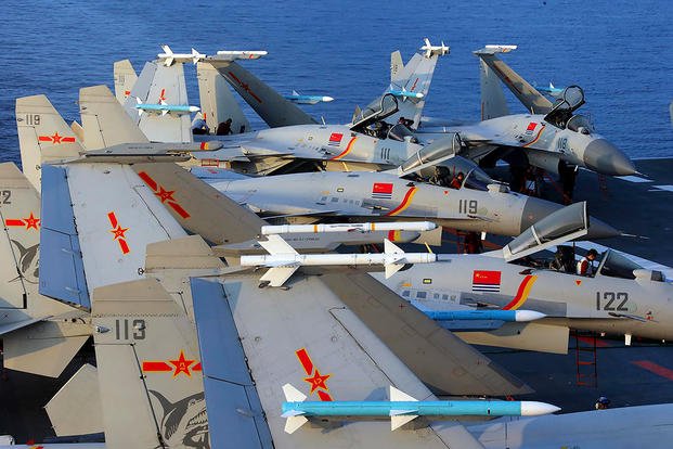  J15 fighter jets on China's aircraft carrier Liaoning