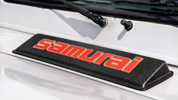 1987 Suzuki Samurai badge script