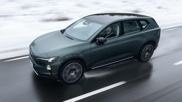 2027 Volvo EX60 prototype driving at Hallered Proving Ground (16)