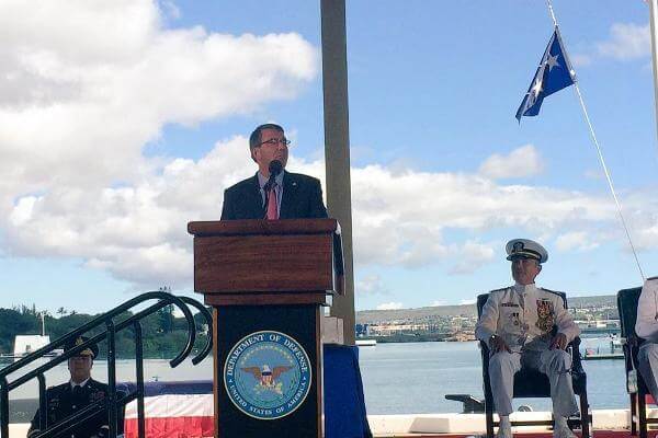 Defense Secretary Ash Carter makes remarks during the U.S. Pacific Command and U.S. Pacific Fleet change-of-command ceremonies in Honolulu, May 27, 2015. (DoD photo)