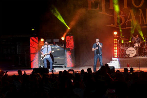 Exchange MWR funds helped to provide a free concert at Fort Benning, Ga., in March 2015 that featured the Grammy-nominated Eli Young Band. (DoD photo/Julie Mitchell)