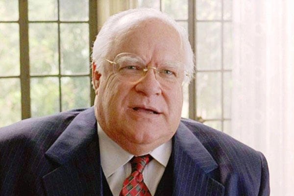 David Huddleston