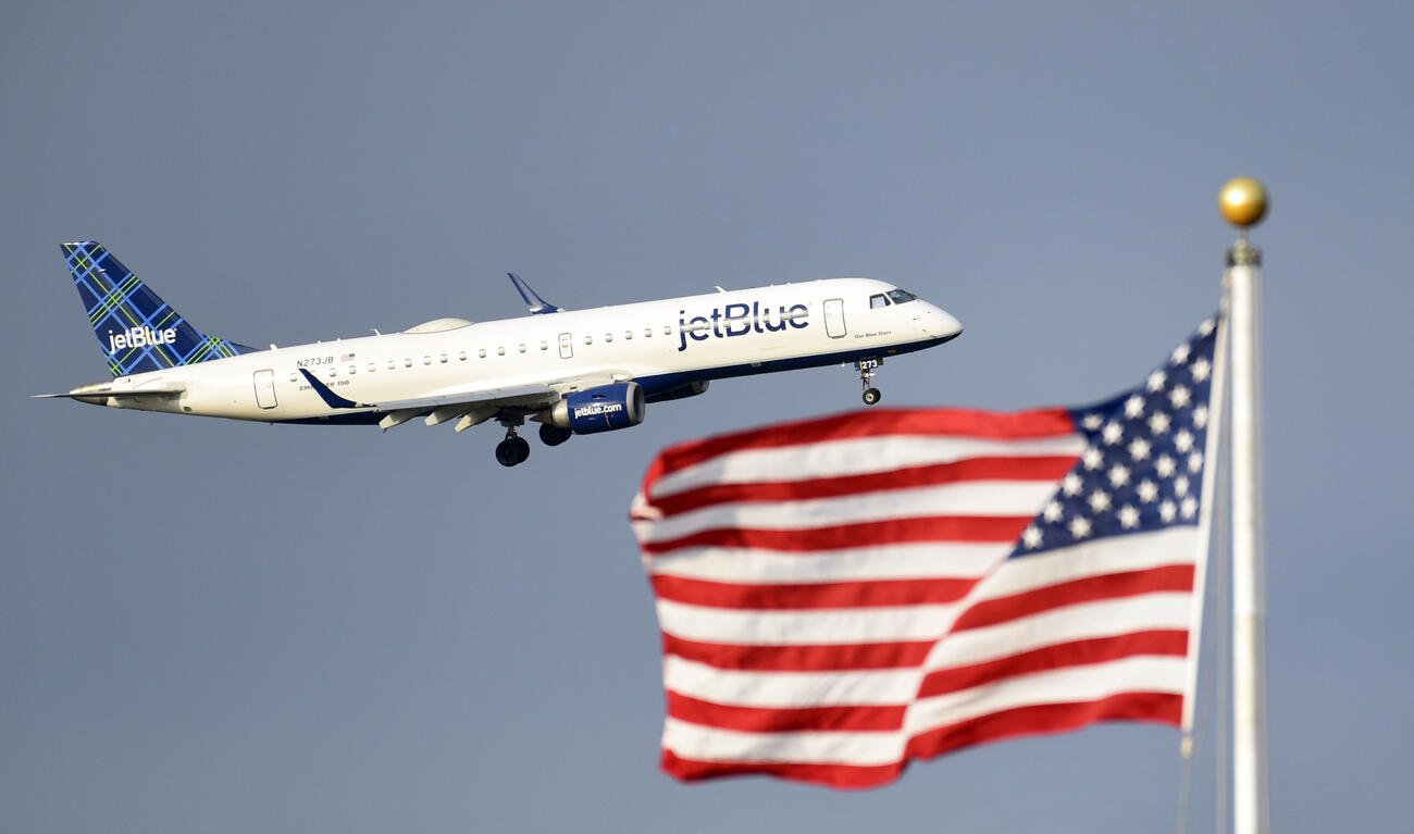 Near ‘Midair Collision’ Between JetBlue, US Military Aircraft Prompts Safety Calls