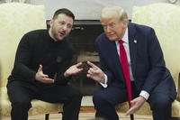 President Donald Trump, right, meets with Ukrainian President Volodymyr Zelenskyy