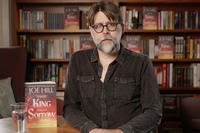 Joe Hill presenting his novel King Sorrow