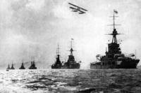 World War I battleships underway
