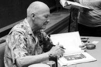 Robert A. Heinlein autographing at Midamericon
