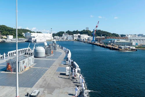 U.S. 7th Fleet flagship USS Blue Ridge (LCC 19) as the ship returns to Yokosuka